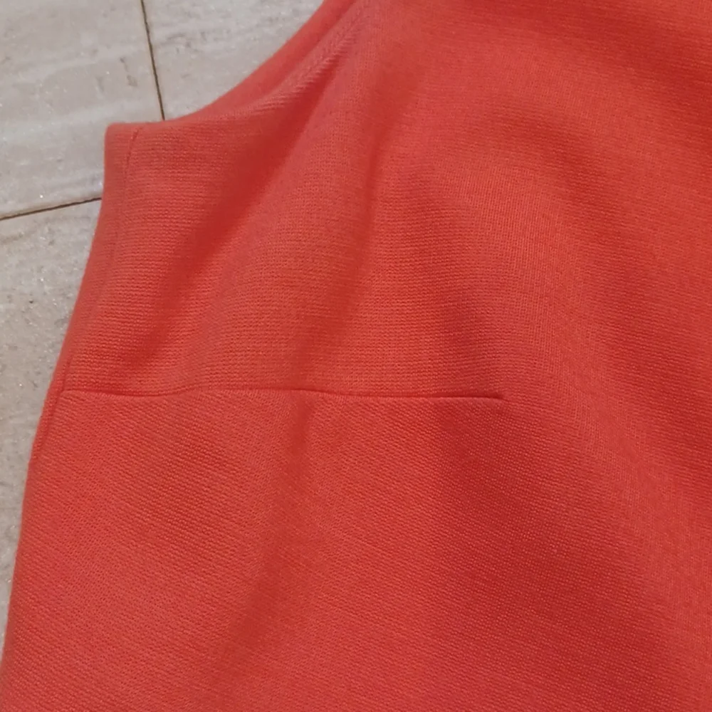 Stunning Vince Camuto Pencil Dress - Picture 4 of 7